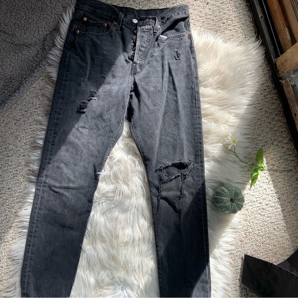 Levi’s 501 Skinny Ripped Jeans - Picture 2 of 7